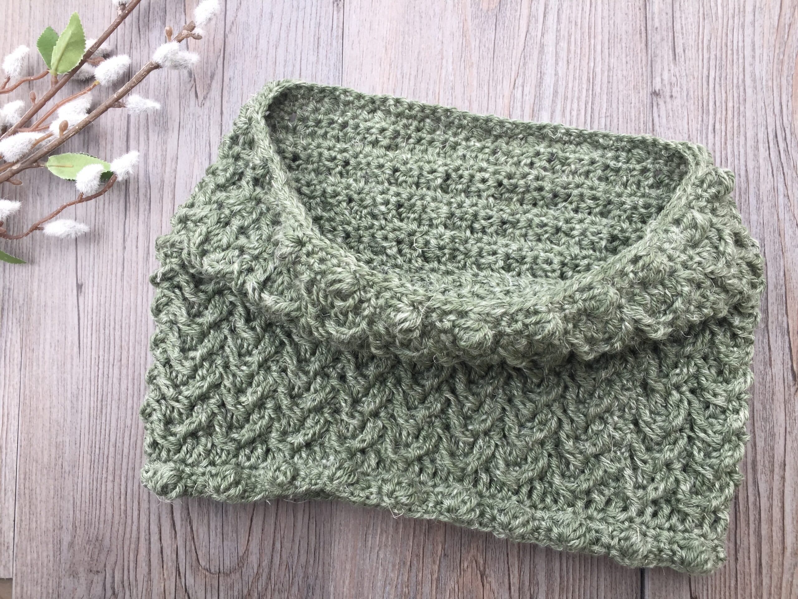 Crochet Cowl1