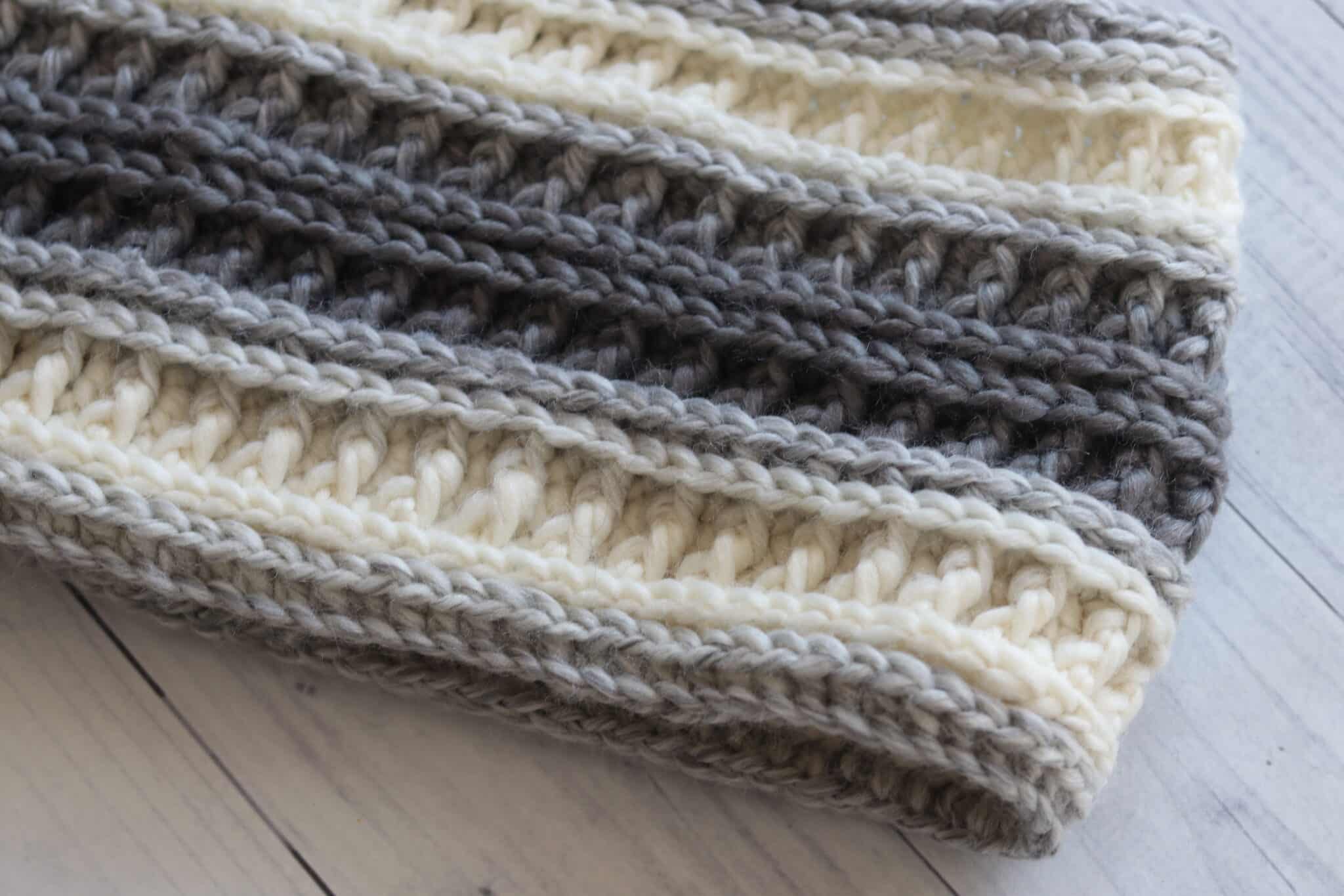 Misty Cowl Free Crochet Pattern | Rich Textures Crochet