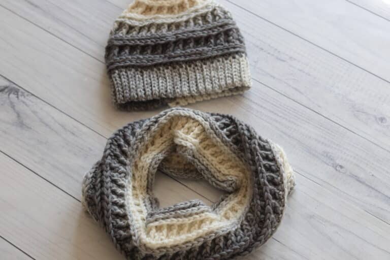 Misty Cowl Free Crochet Pattern