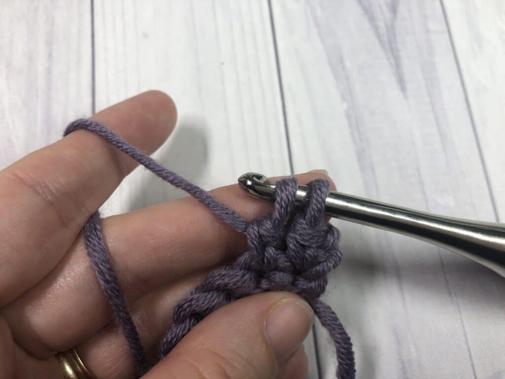 Double Crochet Cluster | How to Crochet | Rich Textures Crochet