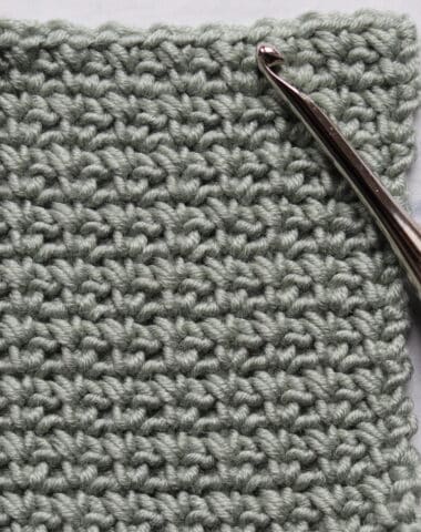 single crochet mesh stitch in green