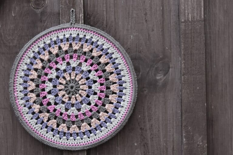 Country Sun Catcher Crochet Pattern