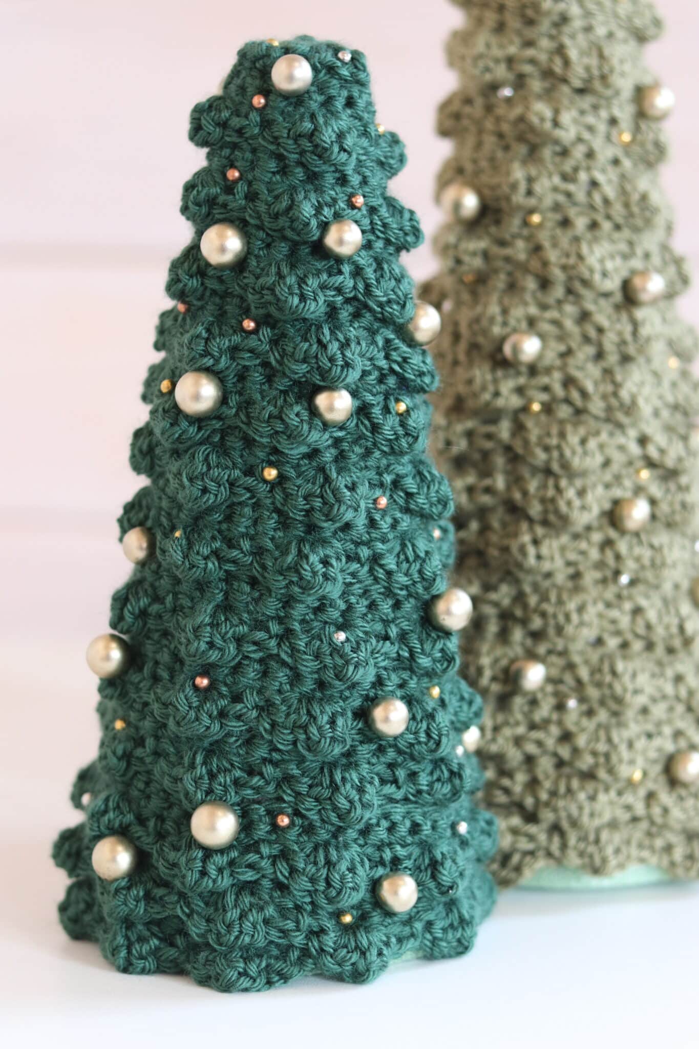 Easy Festive Christmas Tree Crochet Pattern | Rich Textures Crochet