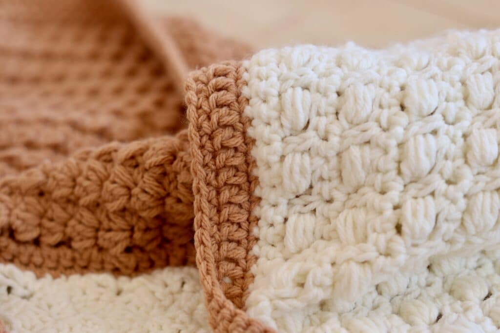 An easy double and single crochet blanket edging